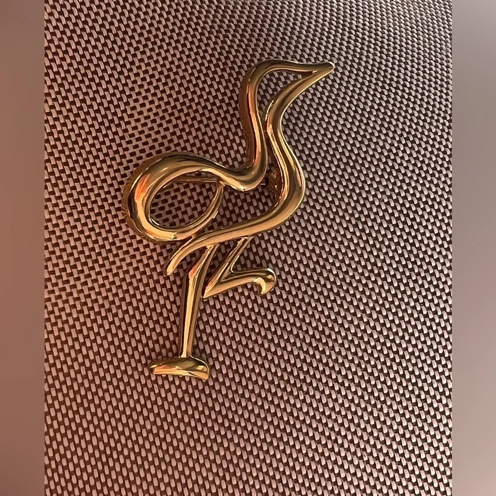 Vintage Signed Crown Trifari Gold Tone Bird Modernist Crane Figural Brooch - Picture 2 of 5